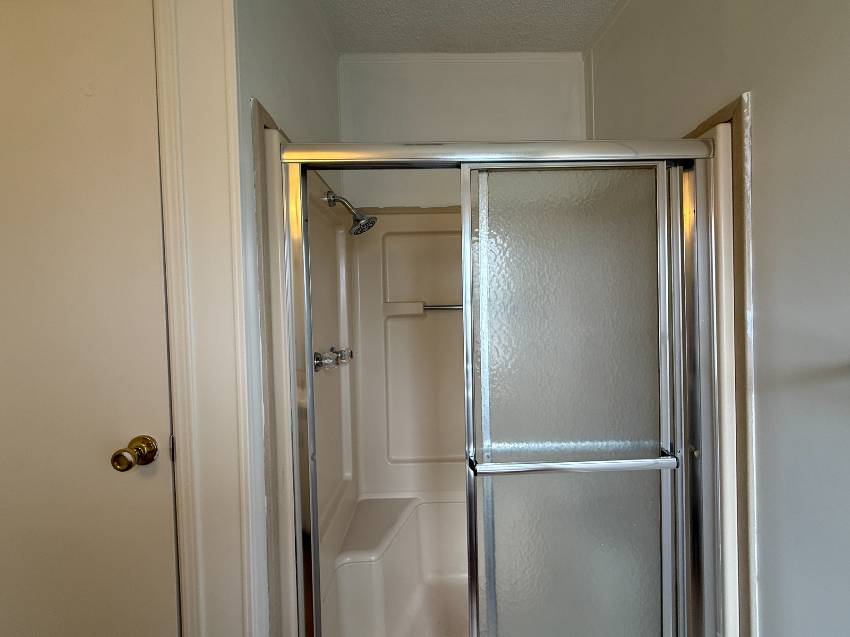 215 Rotterdam Ave a Ellenton, FL Mobile or Manufactured Home for Sale